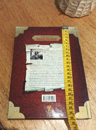 Libro Sandokan con regalo