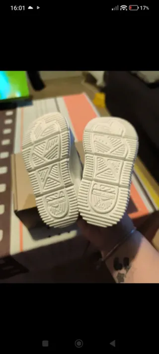 Zapatillas Pablosky bebé blancas Numero 20