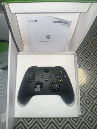 Xbox Series S + Mando + Batería Recargable