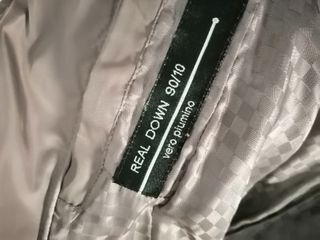 Piumino d'oca marrone/grigio con cappuccio