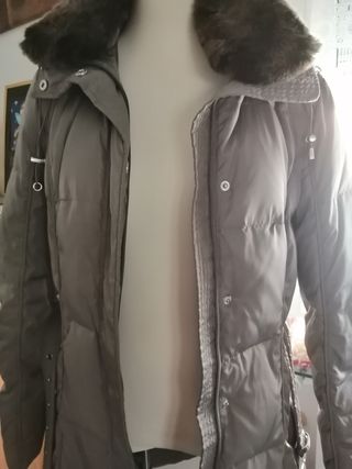 Piumino d'oca marrone/grigio con cappuccio