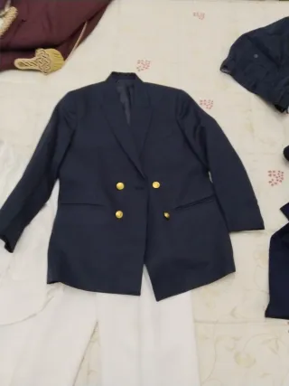 Traje comunión azul marino y blanco