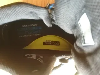 Botas Skechers Negras y Azules