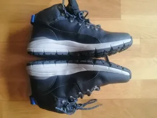 Botas Skechers Negras y Azules