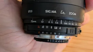 Objetivo Sigma 75-300mm para Nikon (PARA REPARAR)