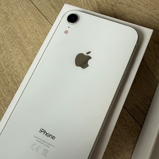 Apple iPhone XR 64GB