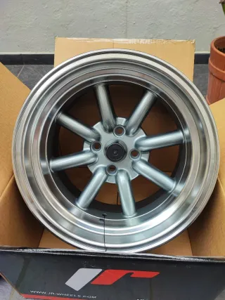 4 Llantas Japan Racing JR19 Antracita de15" nuevas
