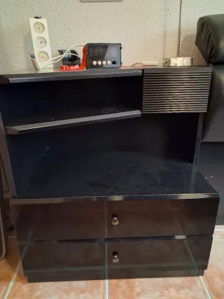 Cabecero 155cm ,2 mesitas y base tapizada 1,35cm.