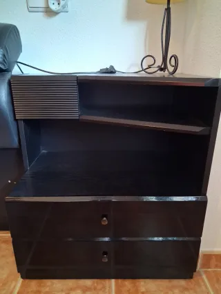 Cabecero 155cm ,2 mesitas y base tapizada 1,35cm.