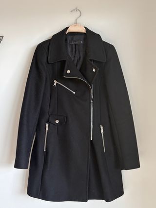 Abrigo Zara cremalleras plateadas Talla S