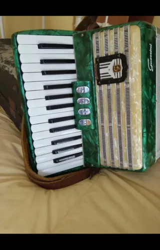 Acordeón Guerrini