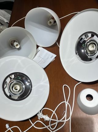 4 Lámparas de Techo Blancas