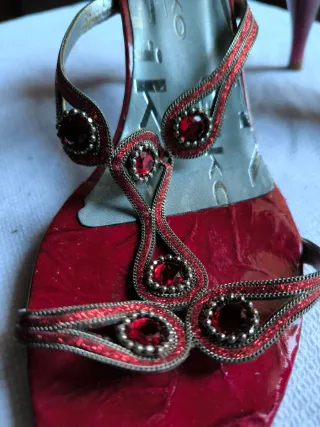 Sandalias Giko Rojas con Pedrería