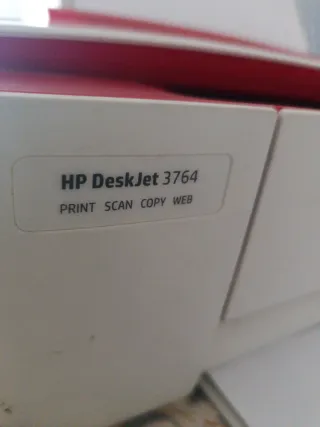 Stampante HP Rossa e Bianca