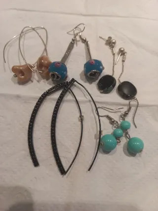 Lote de pendientes variados