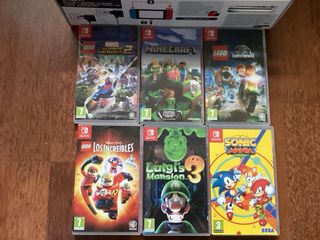 Nintendo Switch Rossa e Nera + 5 Giochi