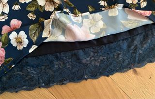 Vestitino floreale blu e rosa