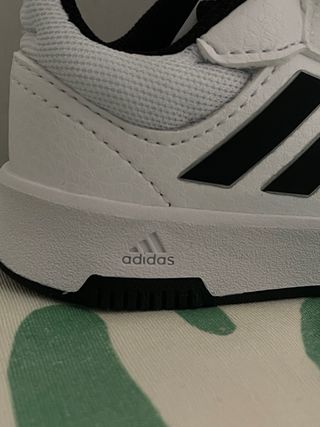 Zapatillas Adidas Niño Talla 19