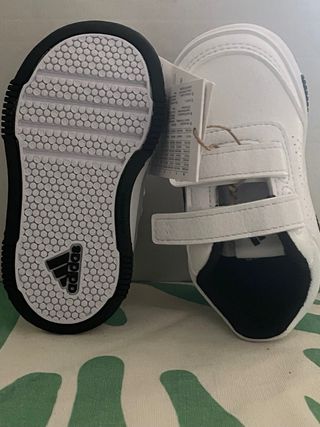 Zapatillas Adidas Niño Talla 19