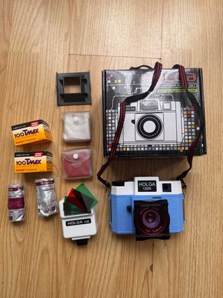 Set Cámara Lomográfica Holga 120N Azul/Blanco