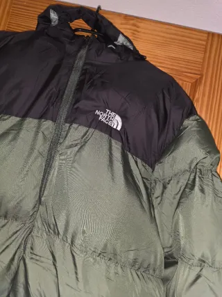 Chaqueta The North Face Negra y Verde