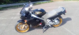 Honda VFR 750