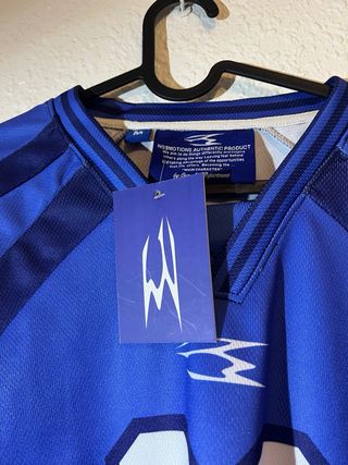 Camiseta manga larga Main Character 33