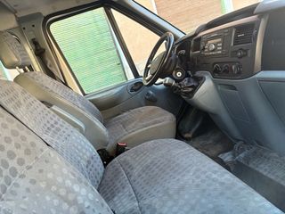 Ford Transit 2011