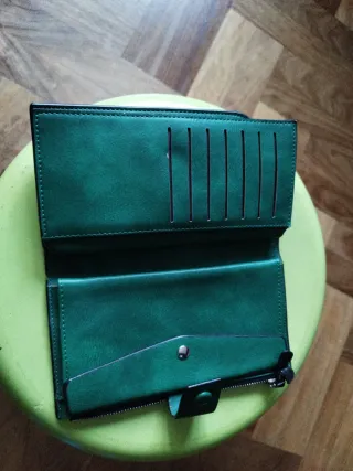 Portafoglio donna verde