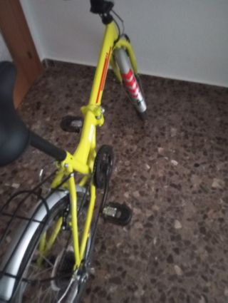 Bicicleta Plegable Amarilla