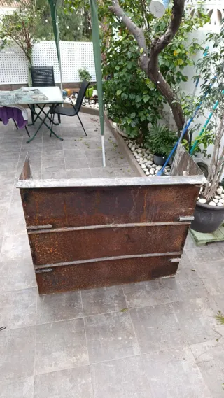 Barbacoa de hierro, de 1'10 cm x 1 mt