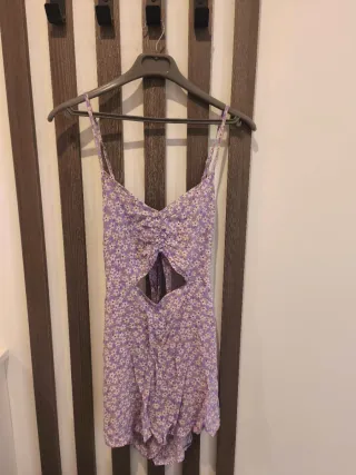 Lote de 9 prendas (vestidos y monos) de mujer. T M