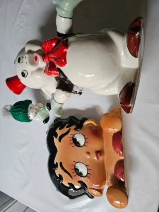 Percha de cerámica Betty Boop y Hucha Porky