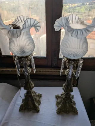 Coppia di antiche lampade da tavolo