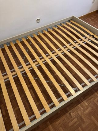 Cama Ikea Vihals + Somier Luroy
