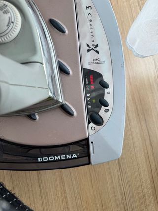 Centro de Planchado Domena