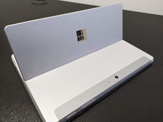 Microsoft Surface Go 2 + Teclado Portátil Tablet