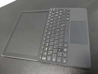 Microsoft Surface Go 2 + Teclado Portátil Tablet