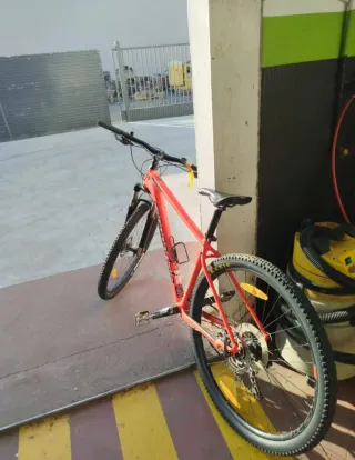 Bicicleta Cannondale Naranja