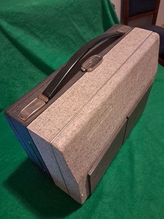 Giradischi portatile Philips Convert 420