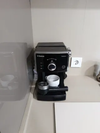 Cafetera Saeco Poemia Negra