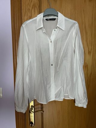 Camisa Zara blanca manga ablusonada Talla XS