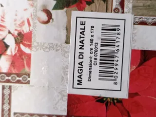 Tovaglia nuova con scatola