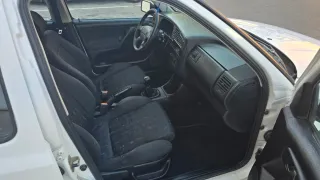 Volkswagen Golf GTI 5 Puertas