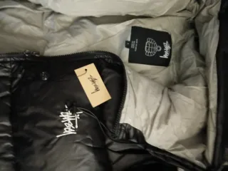 Abrigo Stüssy Negro