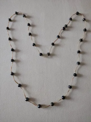 Collana artigianale spago e perline nere