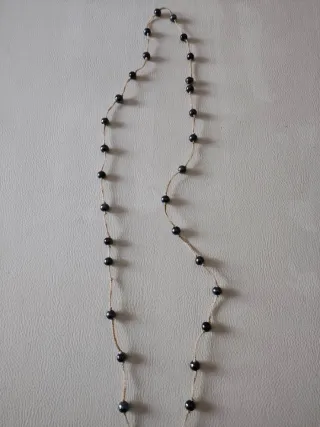 Collana artigianale spago e perline nere