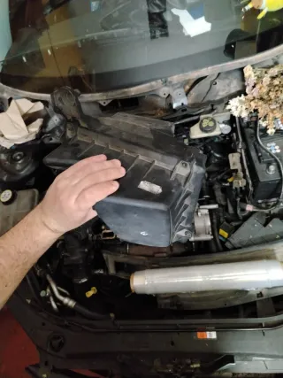 Caja Filtro Aire Mazda 3 2005