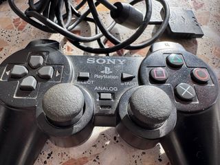 PlayStation 2 Slim + Mando + 2 Memory Card + EyeTo