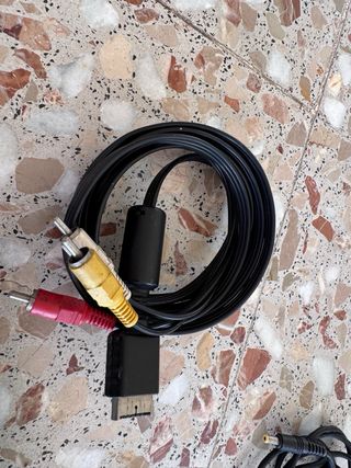 PlayStation 2 Slim + Mando + 2 Memory Card + EyeTo